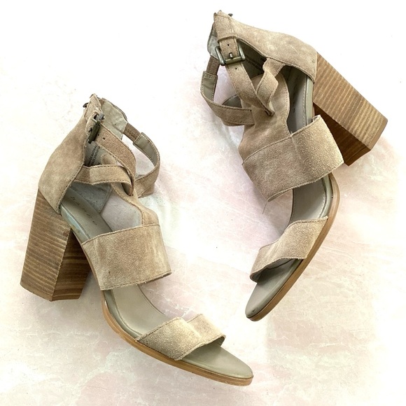 Hinge Taupe Leather Ankle Zip Heeled Sandals Sz 11 - Picture 3 of 13